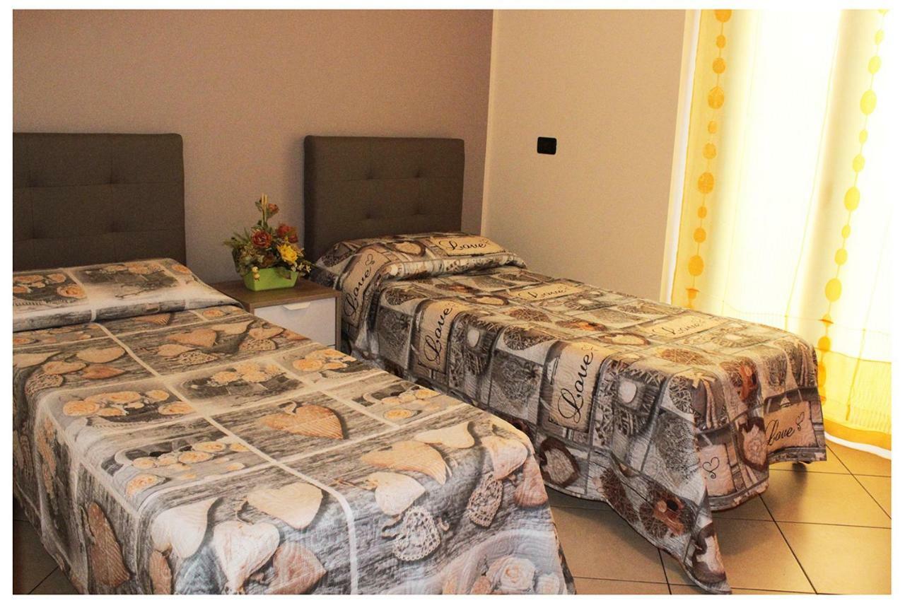 Casa Vacanza La Chiazza di Grutti Grotte  Esterno foto