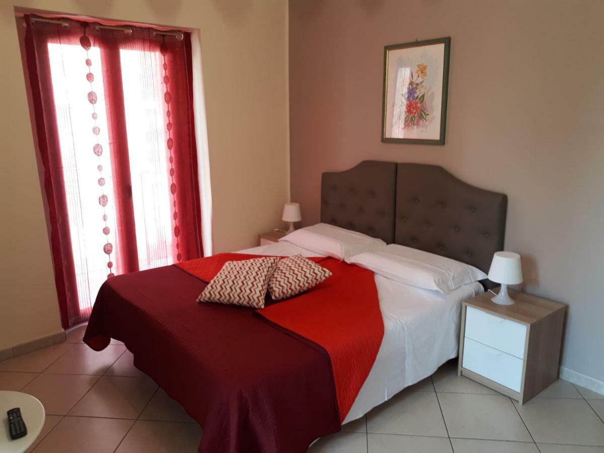 Casa Vacanza La Chiazza di Grutti Grotte  Esterno foto