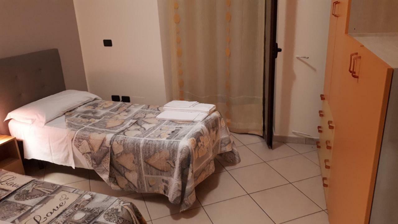 Casa Vacanza La Chiazza di Grutti Grotte  Esterno foto